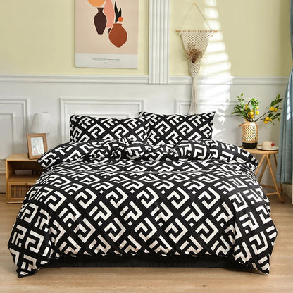Black and White Bedding Set for Double Bed